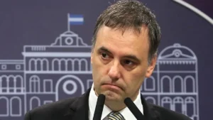 Revelan que Adorni tomó otra hipoteca por US$ 100.000 sobre su antiguo departamento