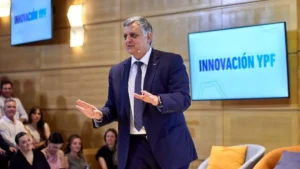 Sube el petróleo, pero YPF negó cimbronazos en el precio de la nafta