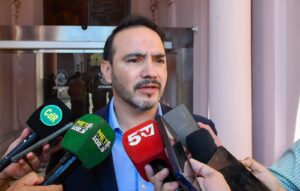 Valdés anunció avances con la UNNE, gestiones con ANSES y tierras para Corrientes