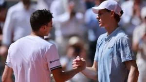 Histórico triunfo de Juan Manuel Cerúndolo, quien eliminó a Jannik Sinner de Roland Garros