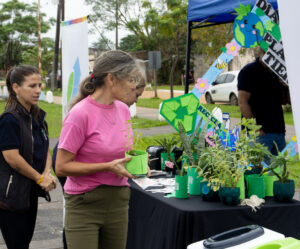 El Municipio de Paso de los Libres cambiará material reciclable por plantines