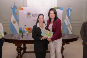 Presentaron el nuevo libro de alfabetización que llegará a todas las aulas correntinas