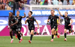 Canadá venció a Sudáfrica y es el primer clasificado a Octavos de Final del Mundial