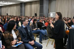 Laura Lewin llegará a Curuzú y Libres con su propuesta para capacitar a docentes