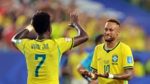 Brasil goleó a Escocia, terminó primero en su grupo y celebró el regreso de Neymar