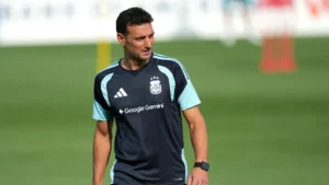 Scaloni probó cambios en la formación de la Selección para el partido ante Jordania