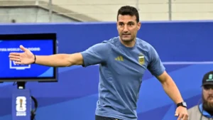 Scaloni destacó a Messi, se preocupó por el “Cuti” y anticipó recambio ante Jordania