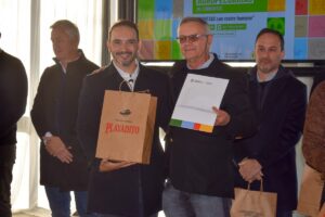 En Goya, Valdés encabezó entrega de asistencia financiera a cooperativas agropecuarias