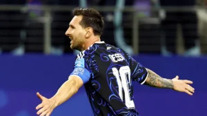 La Selección Argentina usará la camiseta alternativa ante Inglaterra