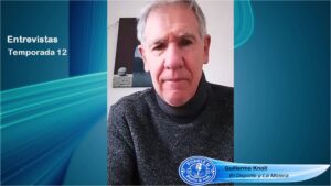 Walter René Fernández, del fútbol a los escenarios