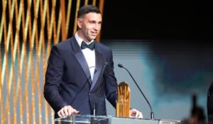 El “Dibu” Martínez fue nominado al trofeo Yashin a mejor arquero del mundo