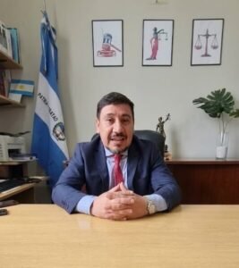 “Si solamente lo que hacemos con el adolescente es privarlo de su libertad, no solucionamos el problema”
