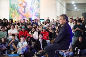 Jóvenes de Corrientes se reunieron con Sergio Massa