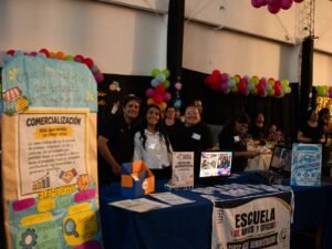 La Escuela Municipal de Artes y Oficios mostró sus trabajos en su primera Expo