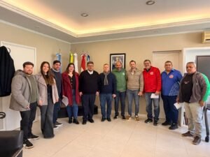 Municipio y comparsas acordaron bases para competir en el Carnaval de Libres 2027