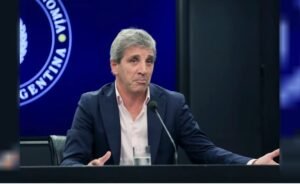 “Les vamos a arrancar la cabeza como en octubre del año pasado”, disparó “Toto” Caputo